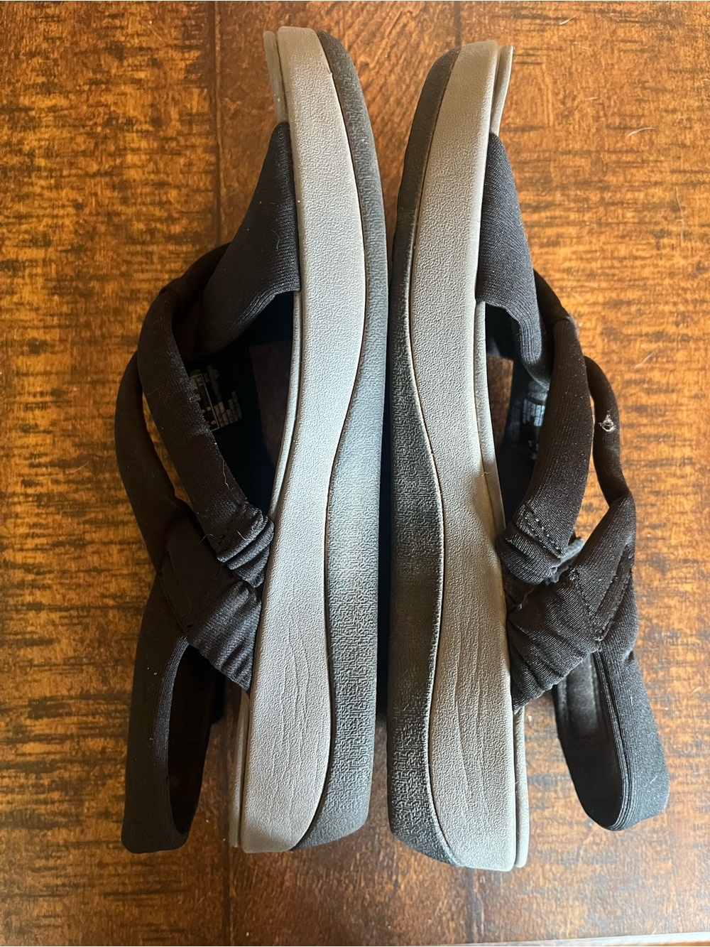 Clarks  black sandals comfy size 9 - Picture 2 of 3